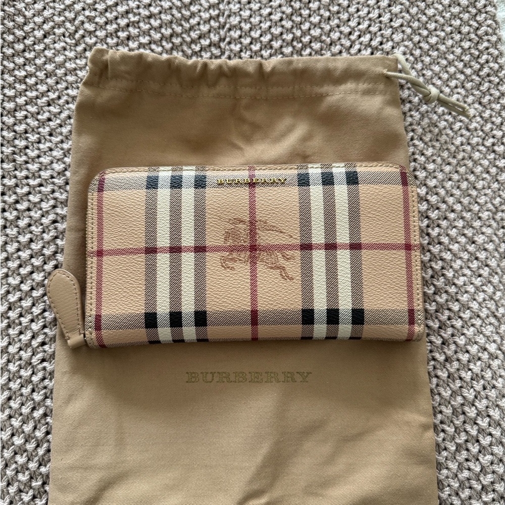 Burberry Haymarket Tan Zip Around Wallet with Iconic Design